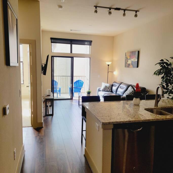 Relaxing Pool View Apt Reliant Stadium/Medical Center Houston Extérieur photo
